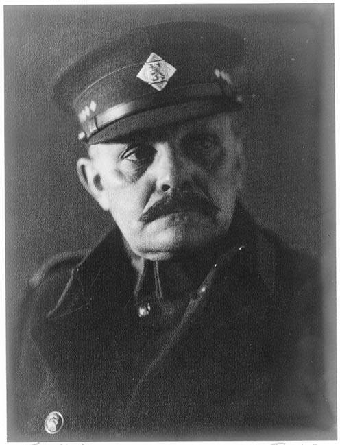 Josef Svatopluk Machar jako generální inspektor československé armády
